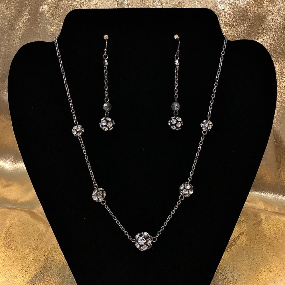American Eagle| Disco Ball Drop Earring & Necklace Set Black White Silver